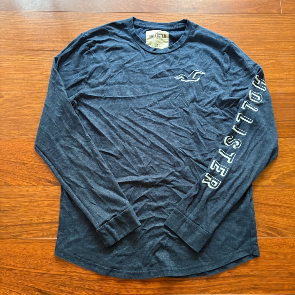 Hollister Long Sleeve Graphic Tee Navy Blue Spellout Logo Size M